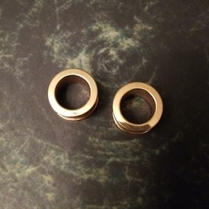 1/2" Tunnels